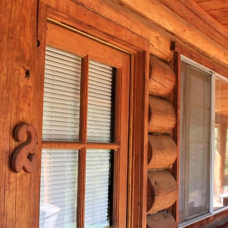 Bear Creek Cabins Midpines Buitenkant foto
