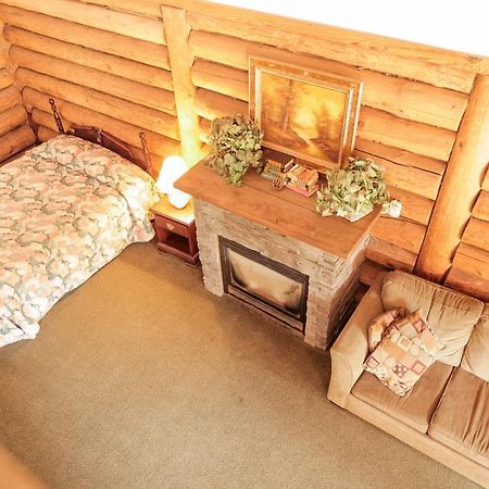 Bear Creek Cabins Midpines Buitenkant foto