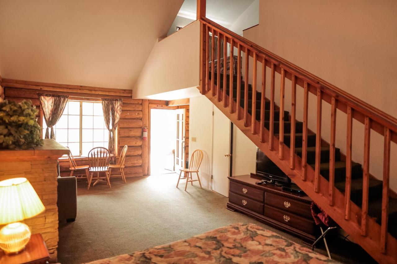 Bear Creek Cabins Midpines Buitenkant foto